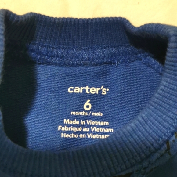 ✨5/$25✨Carter's blue dinosaur sweatshirt, 6 months - Picture 2 of 3